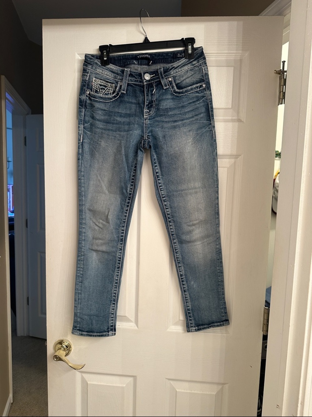 Vigoss Distressed Skinny Jeans in Medium Blue Wash